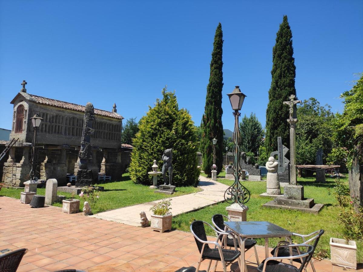 Albergue Villa San Clemente Tui Eksteriør bilde